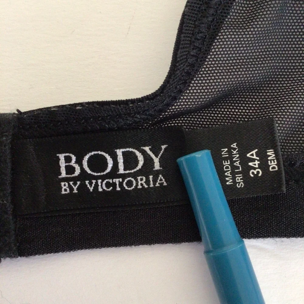 VICTORIAS SECRET BODY BY VICTORIA BLACK SEQUINED DEMI PUSH UP BRA SIZE 34A
